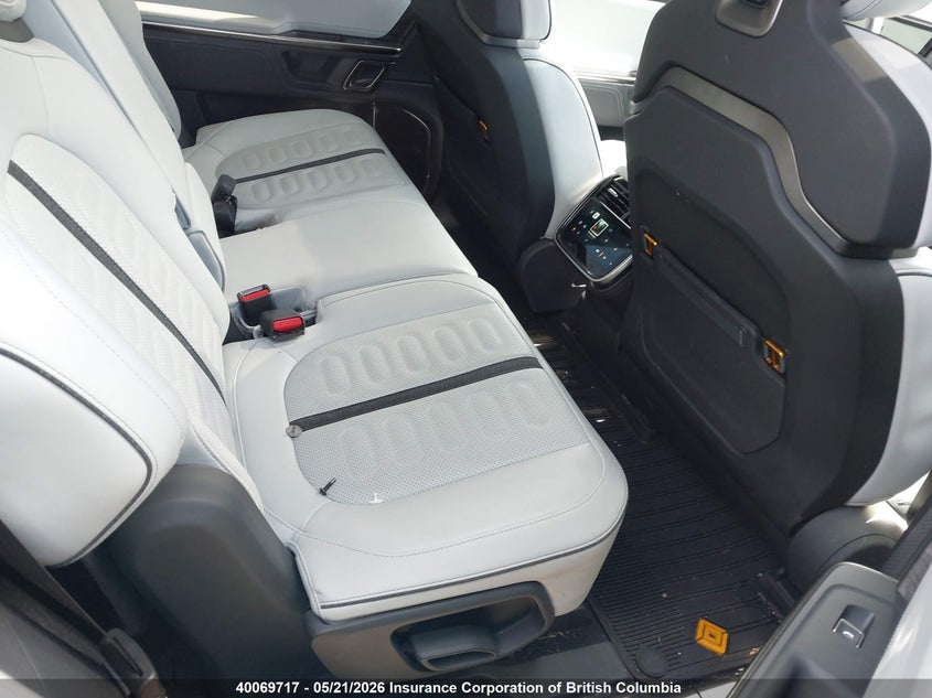 2023 Rivian R1S VIN: 7PDSGABA0PN011778 Lot: 40069717