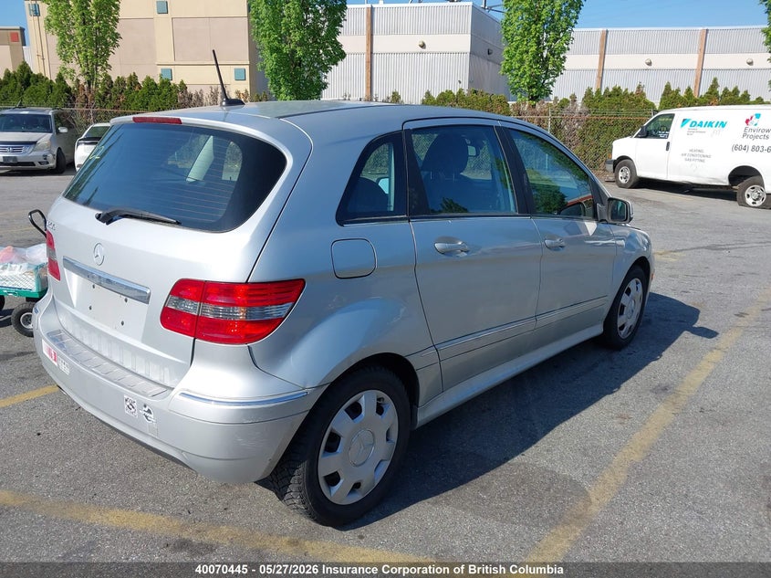 Vin: wddfh3db0bj704069, lot: 30085291, mercedes-benz b200 20114