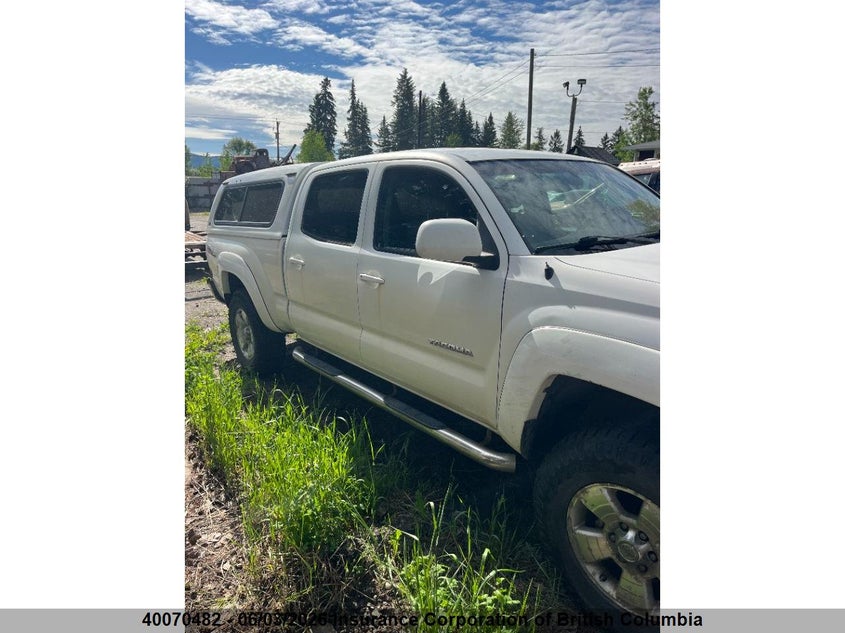 2005 Toyota Tacoma Base V6 VIN: 5TEMU52NX5Z066896 Lot: 40070482