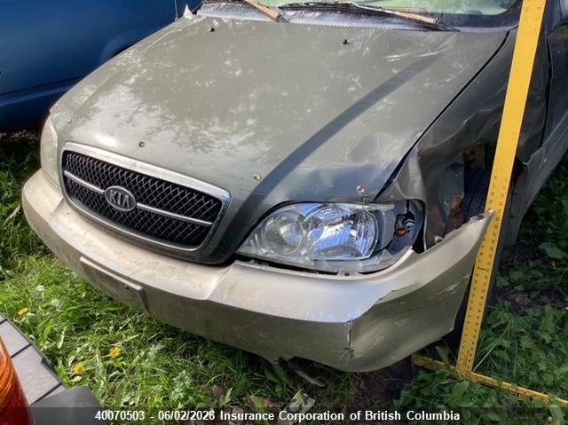 2005 Kia Sedona Ex/Lx VIN: KNDUP131756743752 Lot: 40070503