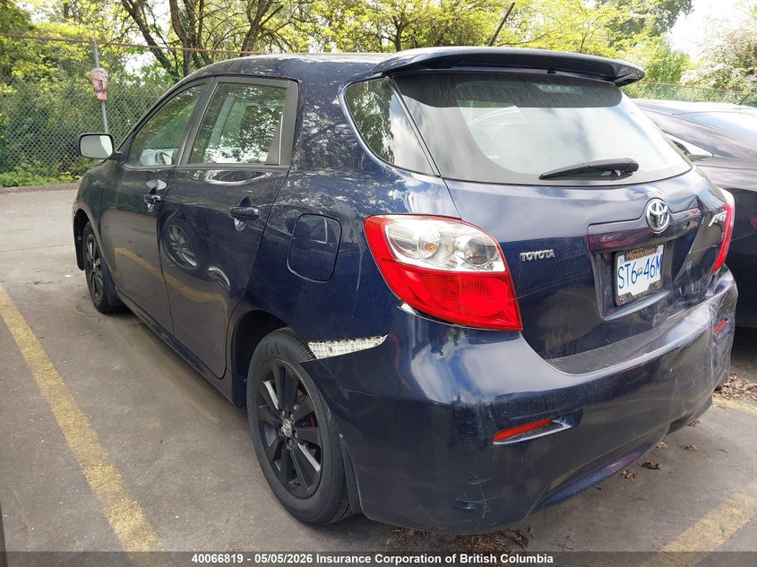 Vin: 2t1ku4ee0ac257689, lot: 30085428, toyota corolla matrix 20103