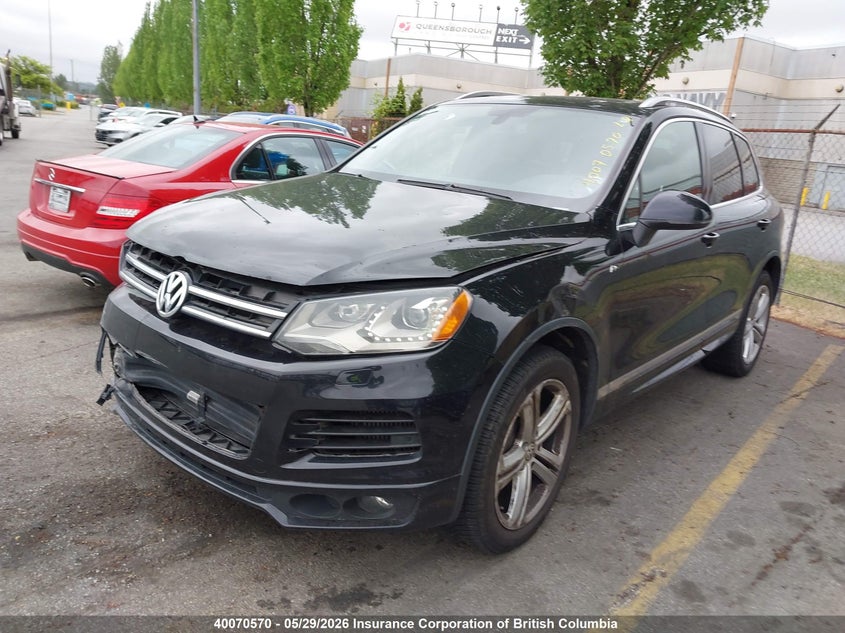 Vin: wvgdp9bp0ed010583, lot: 30085437, volkswagen touareg tdi 20142