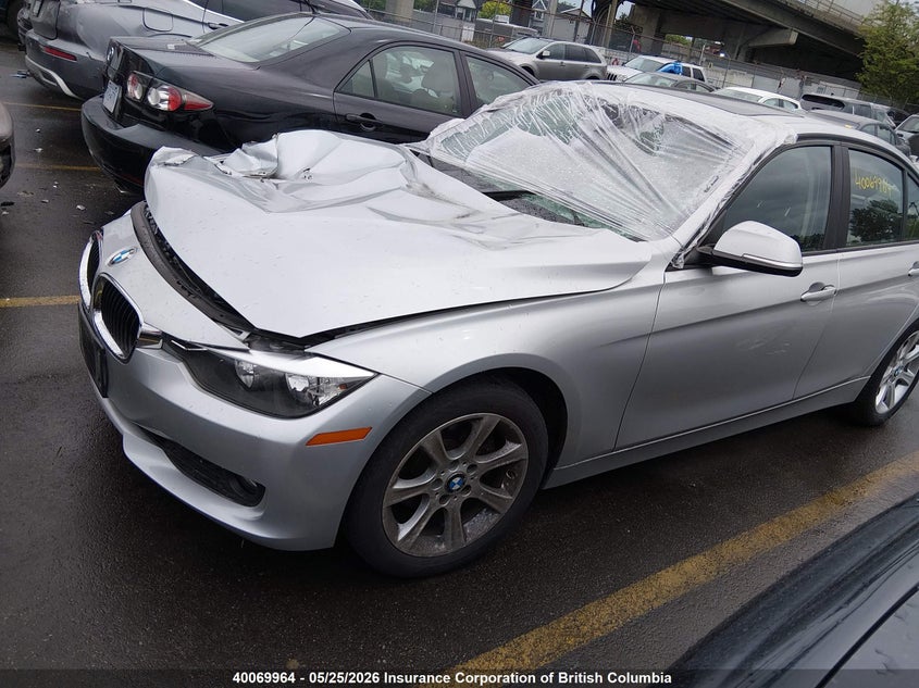 Vin: wba3b1c56cf460816, lot: 30085472, bmw 320 i 20122