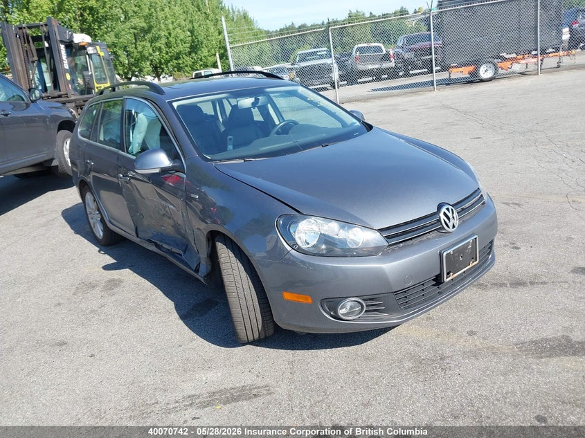 Vin: 3vwpl7aj2em621425, lot: 30085651, volkswagen golf 2014 img_1