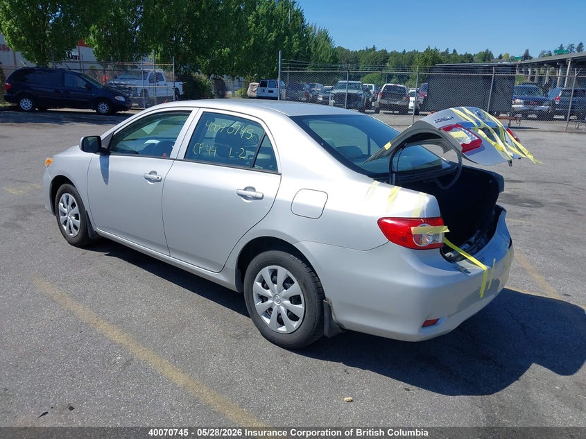 Vin: 2t1bu4ee7dc037602, lot: 30085654, toyota corolla ce 20133