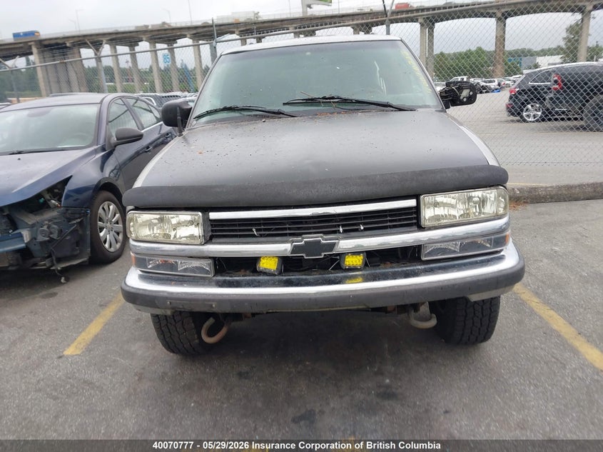 1999 Chevrolet Blazer VIN: 1GNDT13W6X2216634 Lot: 40070777