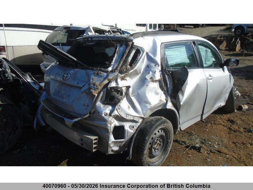 Vin: 2t1le4ee8ac015699, lot: 30085940, toyota matrix 20104