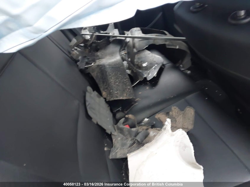 2012 BMW X1 xDrive28I VIN: WBAVL1C58CVR77515 Lot: 40058123