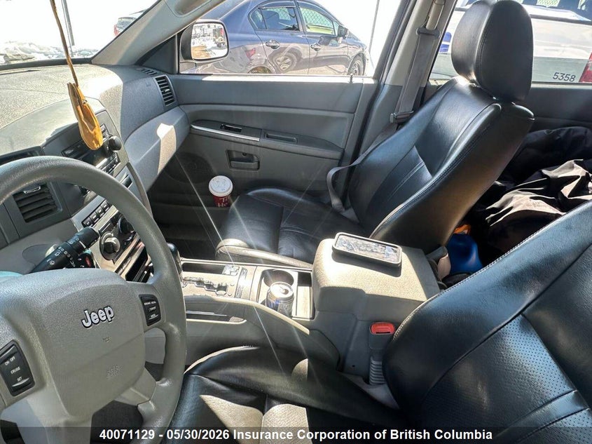 2005 Jeep Grand Cherokee Laredo VIN: 1J4HR48N15C658703 Lot: 40071129