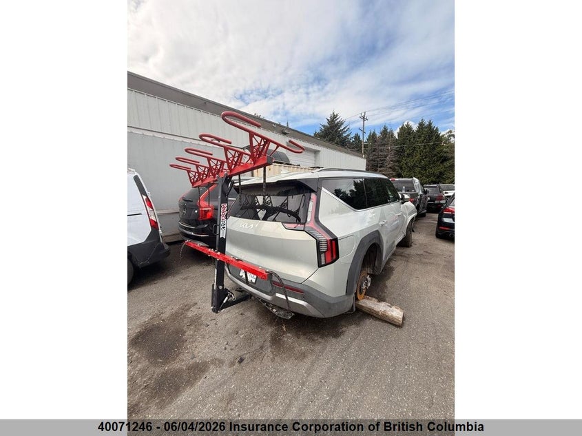 2026 KIA EV9 N/A U U