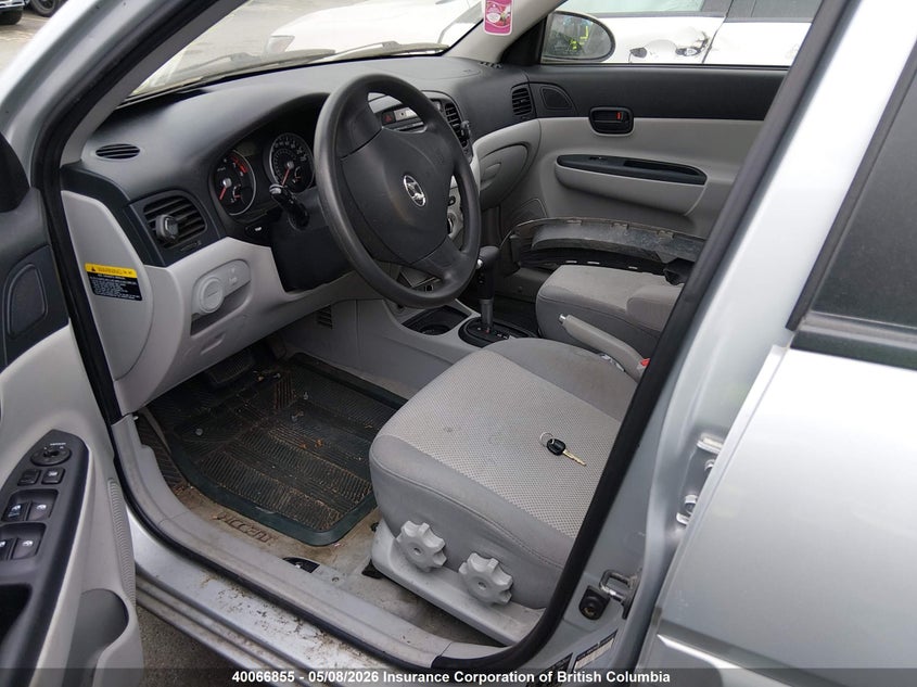 2007 Hyundai Accent Gls VIN: KMHCN45C27U164082 Lot: 40066855