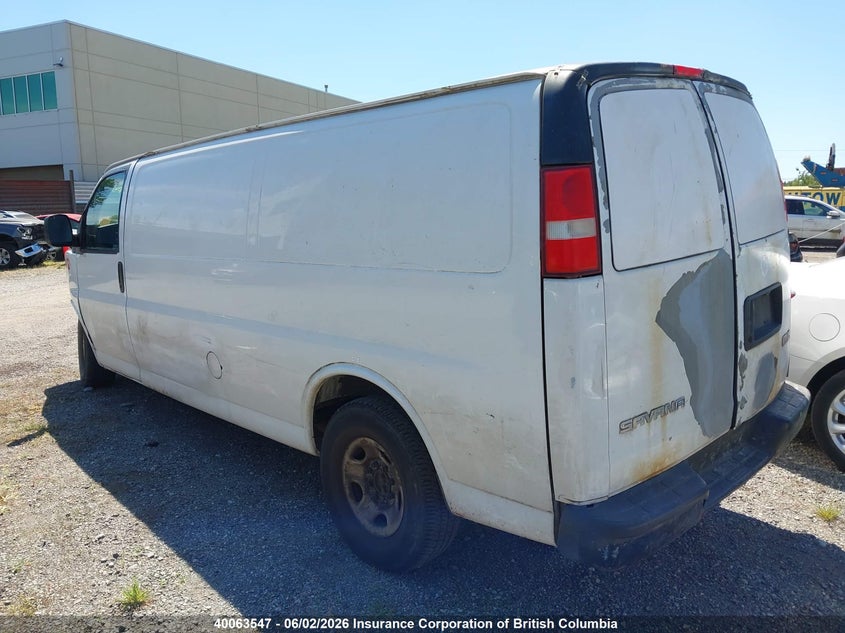 2011 GMC SAVANA VAN 4.8L V-8 VVT, 280HP