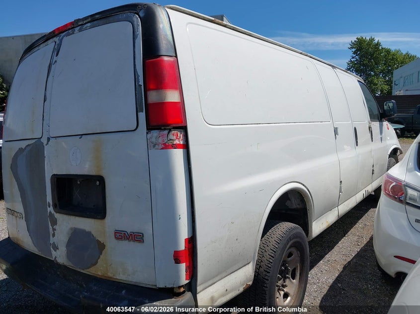 2011 GMC SAVANA VAN 4.8L V-8 VVT, 280HP