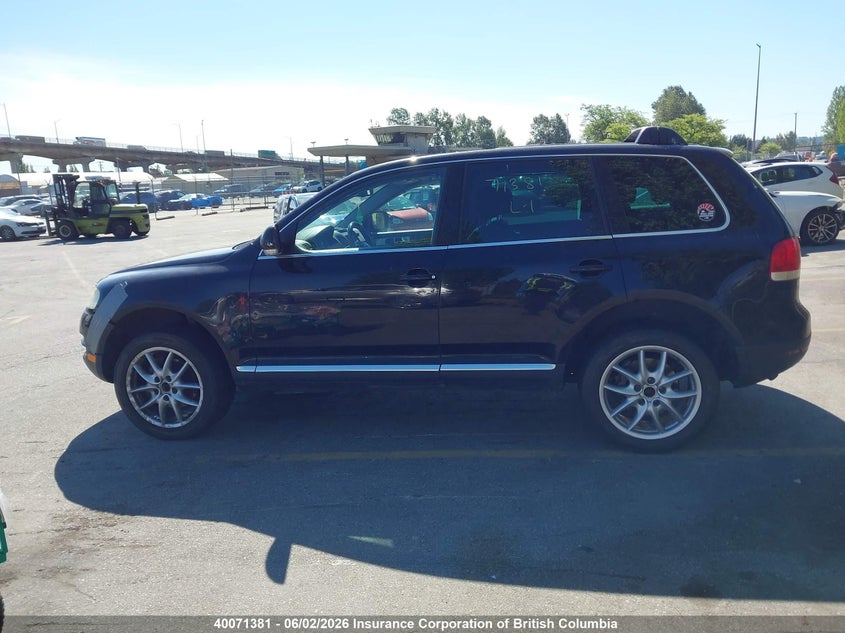 2004 Volkswagen Touareg V6 VIN: WVGBC77L34D058462 Lot: 40071381
