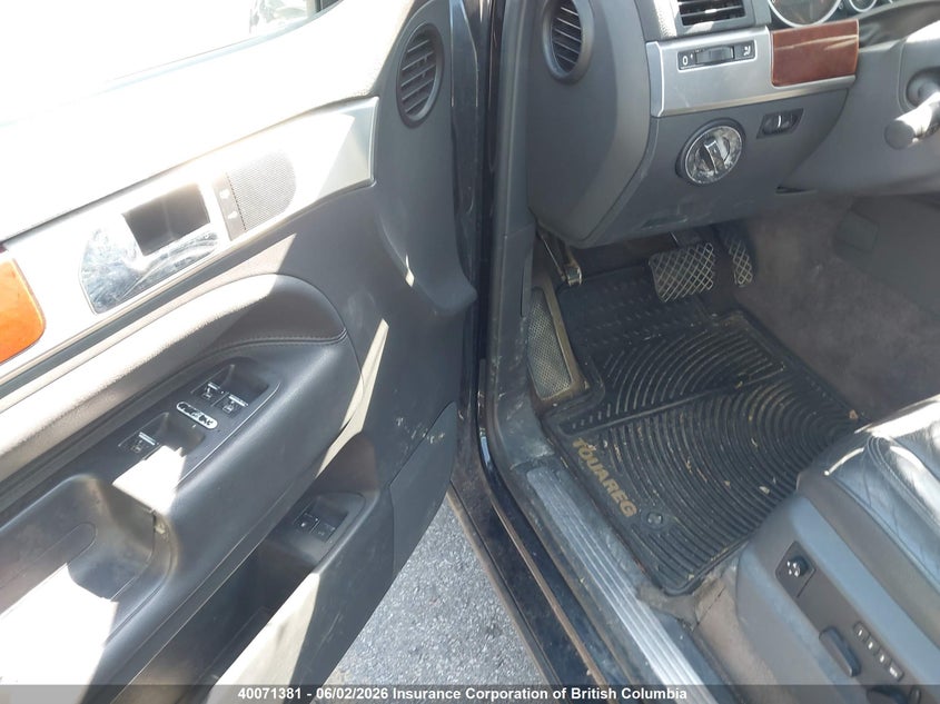 2004 Volkswagen Touareg V6 VIN: WVGBC77L34D058462 Lot: 40071381