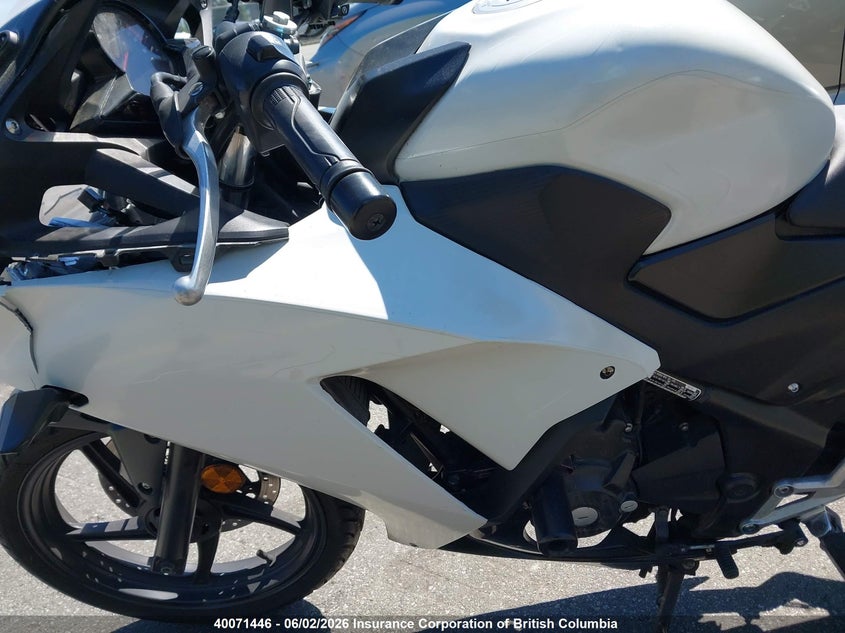 2015 Honda Cbr300 Ra VIN: MLHNC5169F5100877 Lot: 40071446