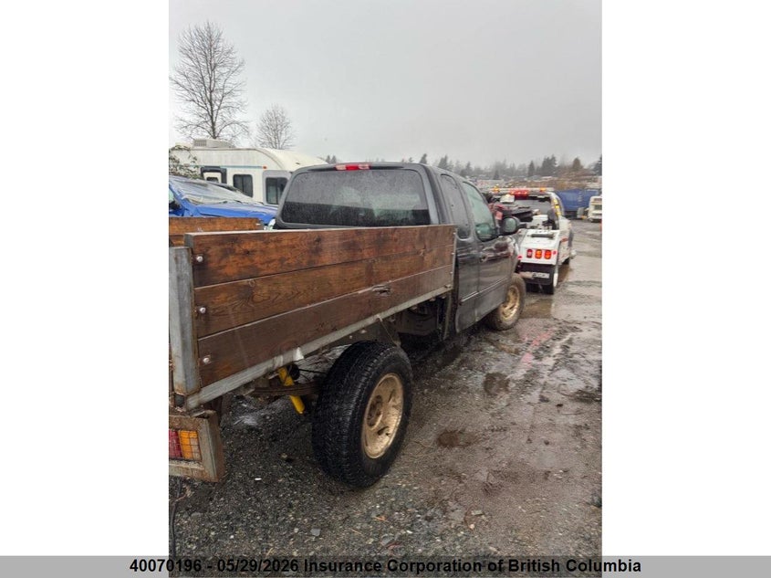 2001 Ford F150 VIN: 2FTRX18W01CA65863 Lot: 40070196