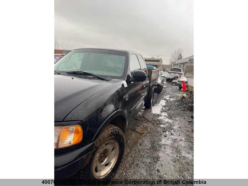 2001 Ford F150 VIN: 2FTRX18W01CA65863 Lot: 40070196