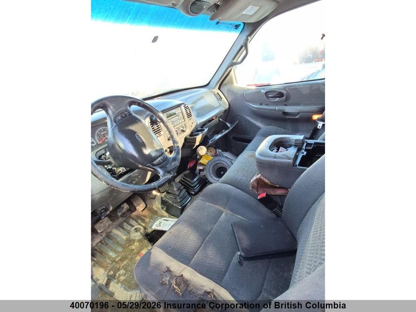2001 Ford F150 VIN: 2FTRX18W01CA65863 Lot: 40070196
