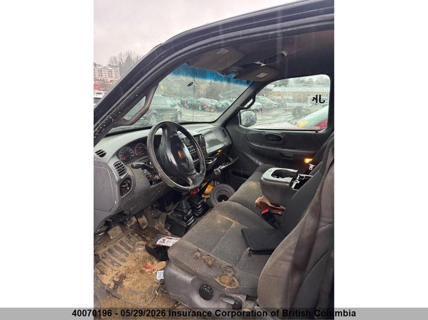 2001 Ford F150 VIN: 2FTRX18W01CA65863 Lot: 40070196