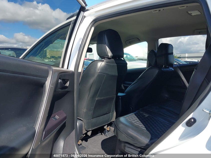 2018 Toyota Rav4 VIN: JTMRJREV2JD182789 Lot: 40071873