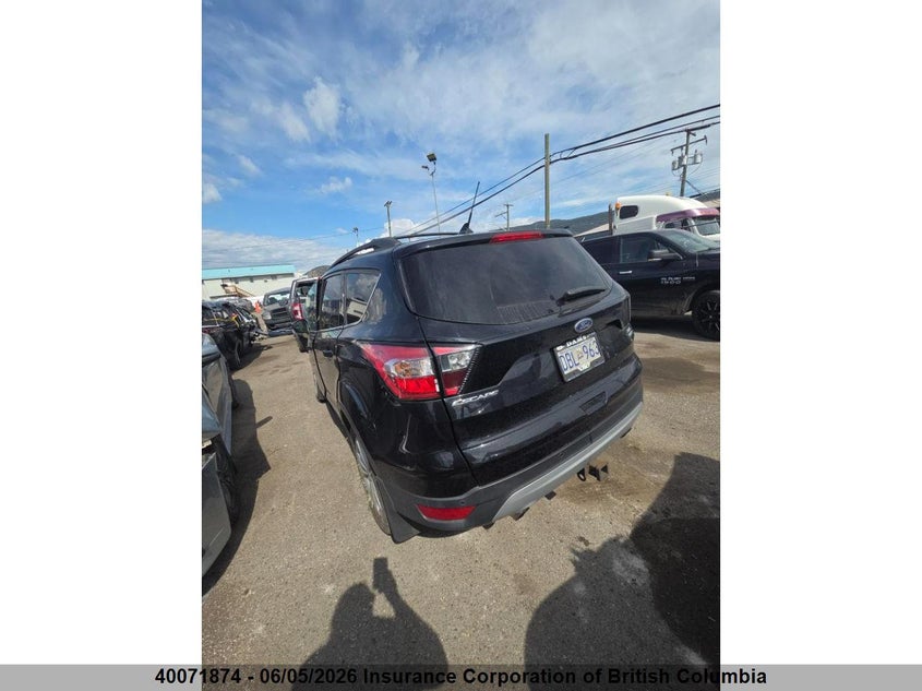 Vin: 1fmcu9hd6jub89529, lot: 30087034, ford escape sel 20184
