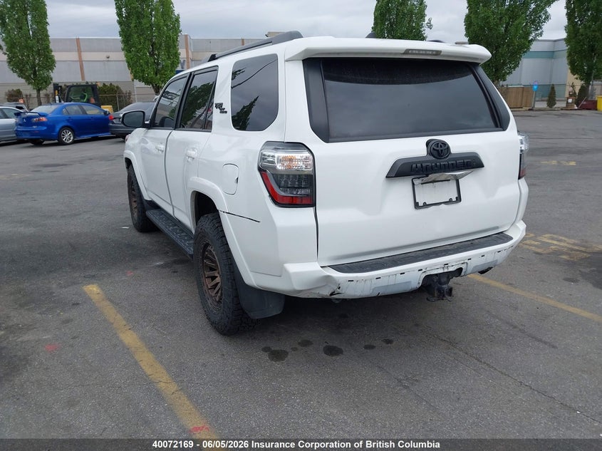 Vin: jteru5jr5n6046252, lot: 30087390, toyota 4runner 20223
