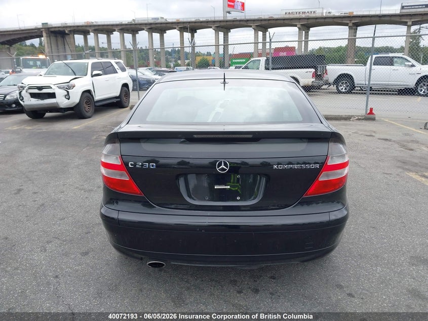 2005 Mercedes-Benz C 230 Kompressor Sport VIN: WDBRN40J75A673599 Lot: 40072193