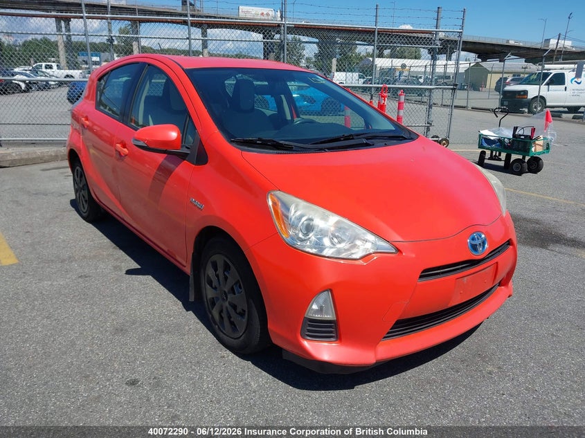 Vin: jtdkdtb32d1038173, lot: 30087533, toyota prius 2013 img_1