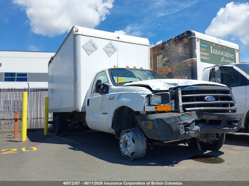 2000 Ford F550 Super Duty VIN: 1FDAF56F7YEA84887 Lot: 40072357