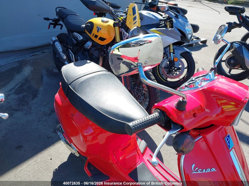 2010 VESPA LX BIKE 1