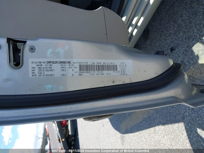 2009 Volkswagen Routan Highline VIN: 2V8HW54X19R609174 Lot: 40073006
