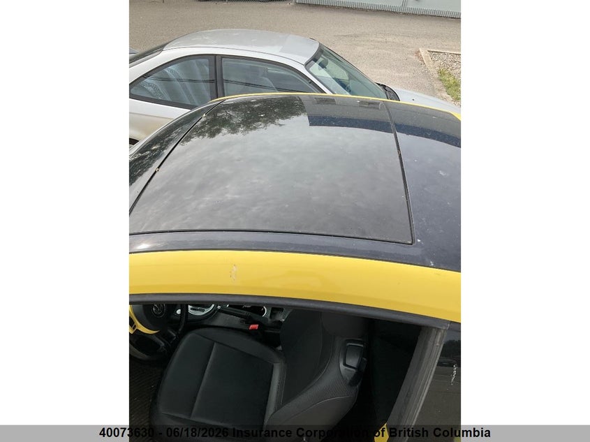 2015 Volkswagen The Beetle 1.8 Tsi Comfortline/1.8 Tsi Trendline VIN: 3VWJ07AT8FM648811 Lot: 40073630