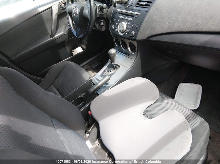 2010 MAZDA 3 HATCHBACK 2.0L I-4 DOHC, VVT, 148HP