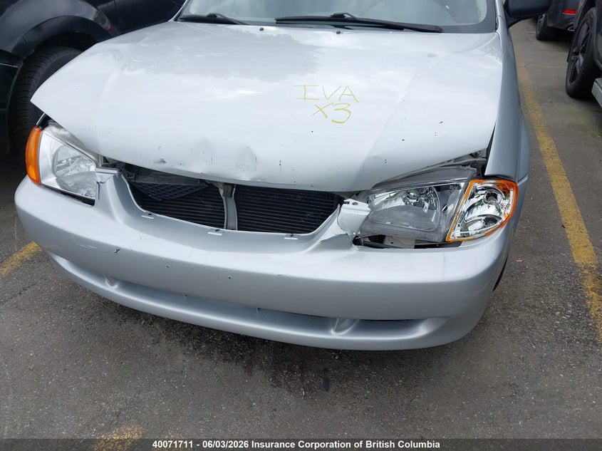 2000 Mazda Protege Es VIN: JM1BJ2219Y0227545 Lot: 40071711
