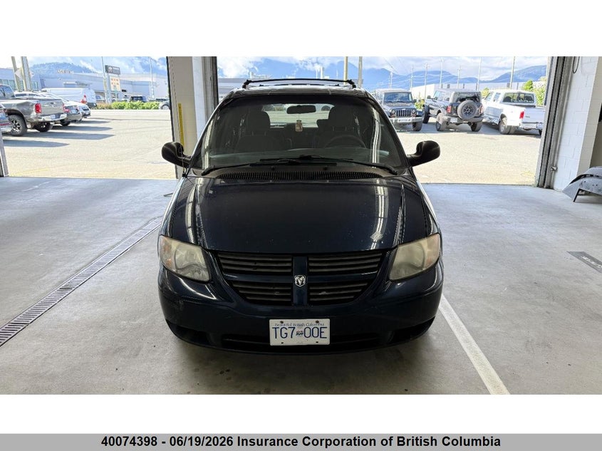 2005 Dodge Grand Caravan VIN: 1D4GP24R05B151319 Lot: 40074398
