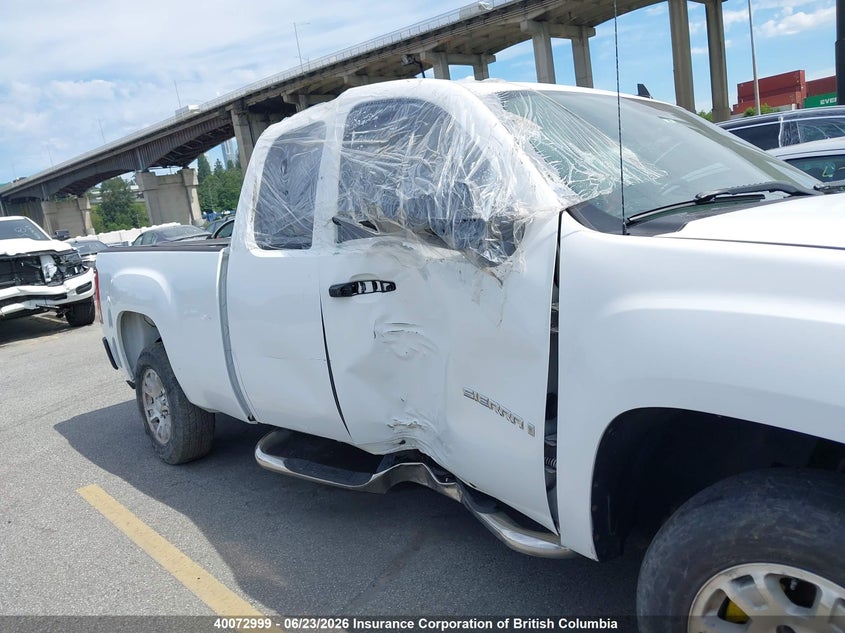 2008 GMC SIERRA COUPE 4.8L V-8 295HP