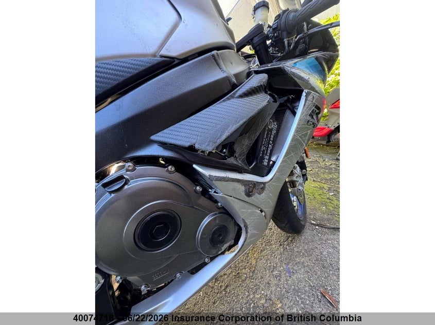 2026 SUZUKI GSX-R SPORT_BIKE 4