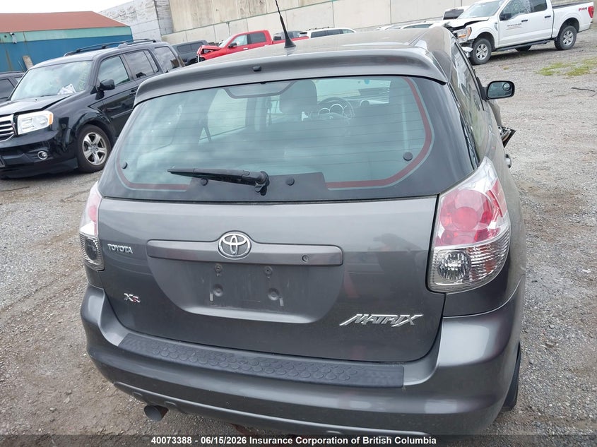 2005 Toyota Corolla Matrix Xr VIN: 2T1KR32E45C880822 Lot: 40073388
