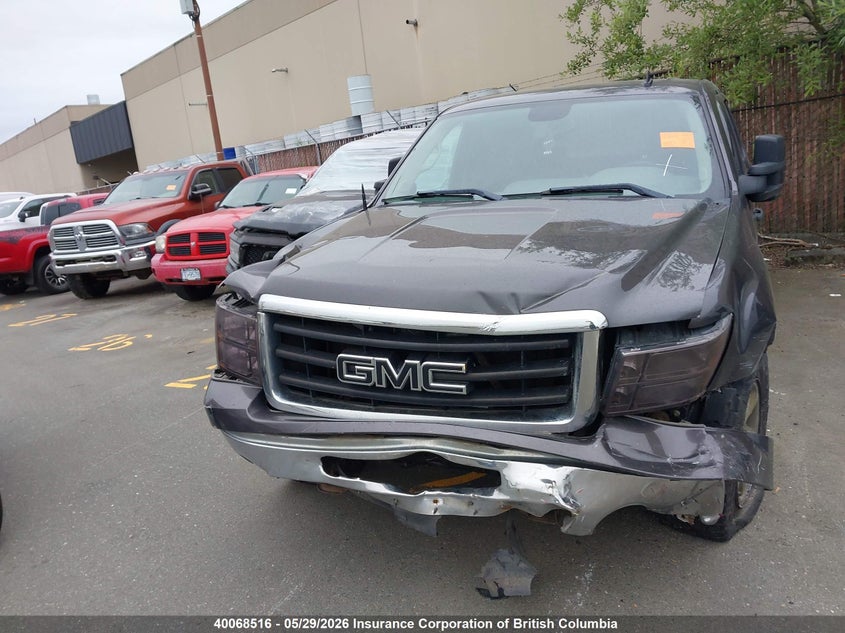 2010 GMC SIERRA PICKUP 4.8L V-8 VVT, 302HP