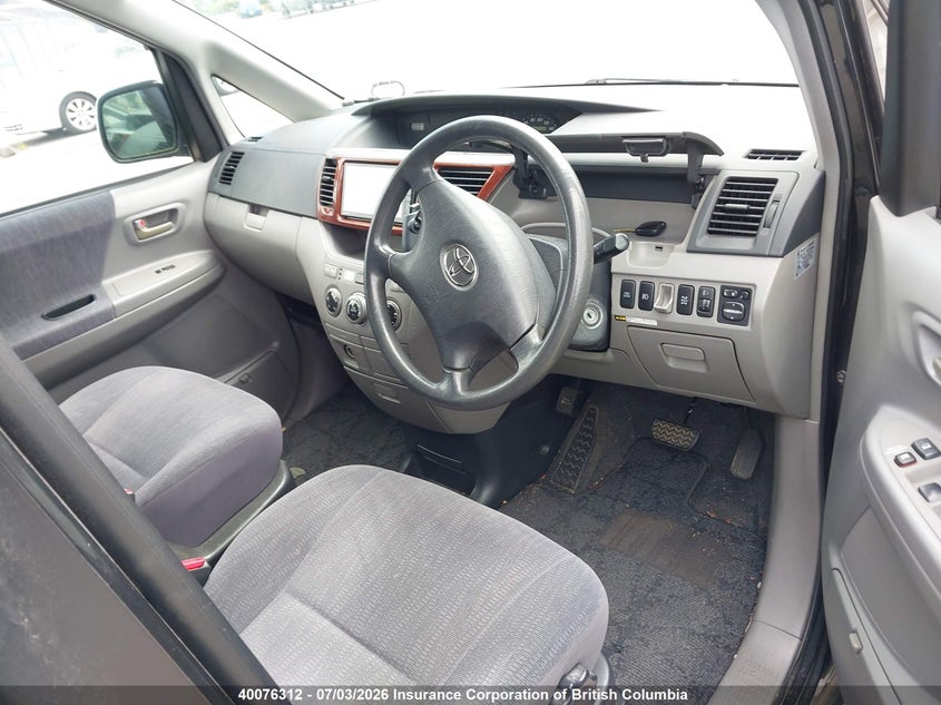 2004 TOYOTA ALPHARD N/A N/A