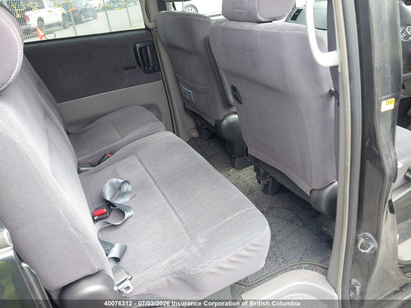 2004 TOYOTA ALPHARD N/A N/A