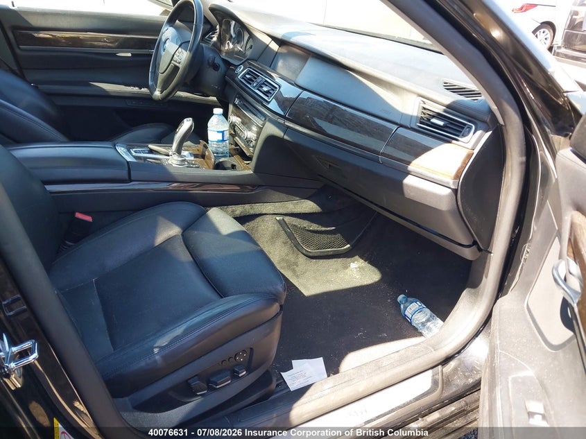 2009 BMW 7ER SEDAN 4.4L V-8 DI, DOHC, VVT, TURBO, 400HP