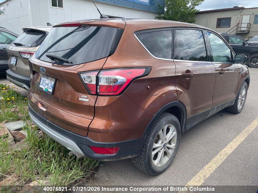 Vin: 1fmcu0gd8huc40018, lot: 30093098, ford escape se 20174