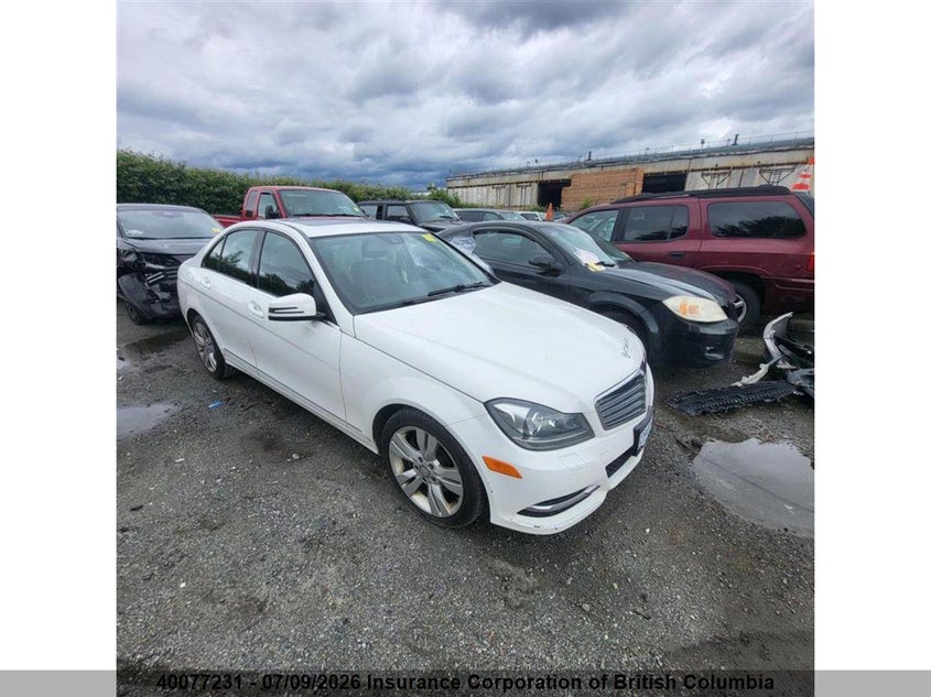 2013 Mercedes-Benz C 300 4Mati