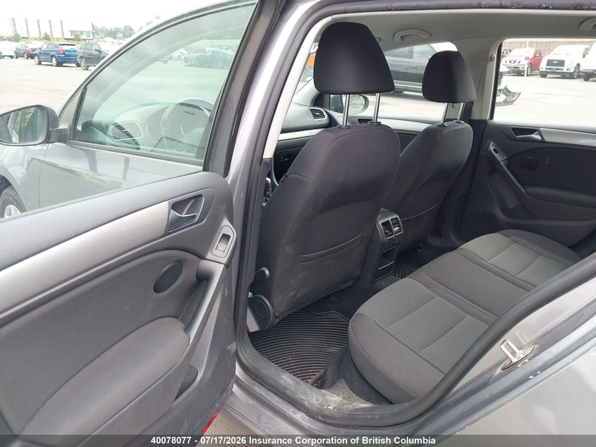 2013 Volkswagen Golf VIN: WVWDM7AJXDW118727 Lot: 40078077