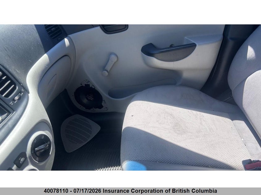 2010 Hyundai Accent L VIN: KMHCN4BC4AU411579 Lot: 40078110
