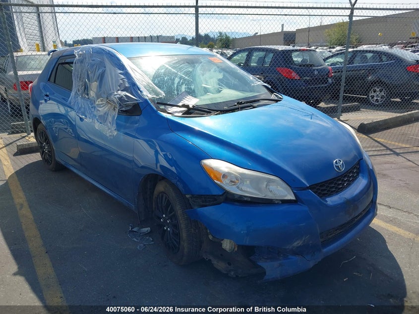 Vin: 2t1ku4ee1ac375332, lot: 30094660, toyota corolla matrix 2010 img_1