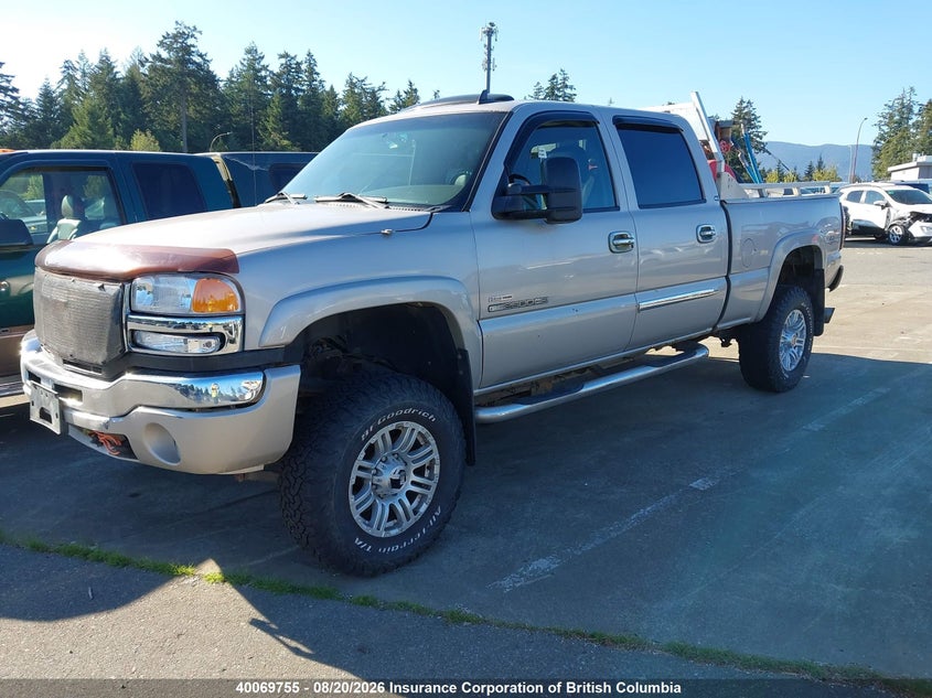 2002 Toyota Sequoia, Rear, IAAI, VIN 5TDZT38A42S132613 — photo 2