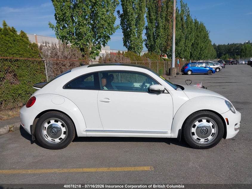 2015 Volkswagen Beetle 1.8T VIN: 3VWJ07AT8FM653023 Lot: 40078218